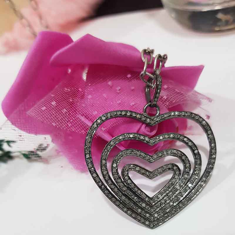 Glorious Fancy Designer Layers Of Joined Hearts Pendent