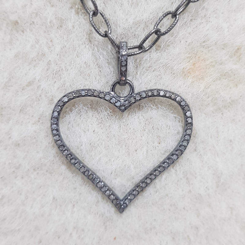 Black Silver With Pave Diamond Charming Heart Pendent