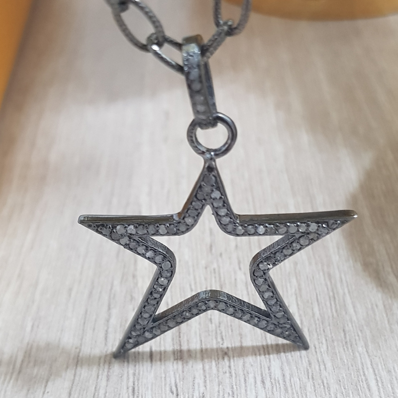 Good Looking Pave Diamond Star Design Black Silver Pendent