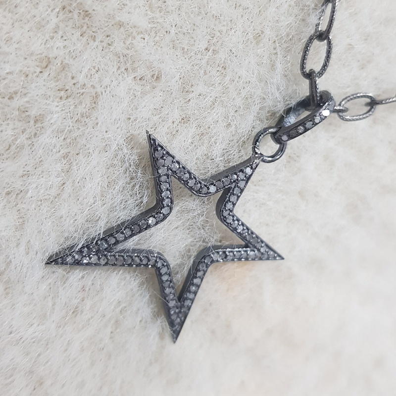 Good Looking Pave Diamond Star Design Black Silver Pendent