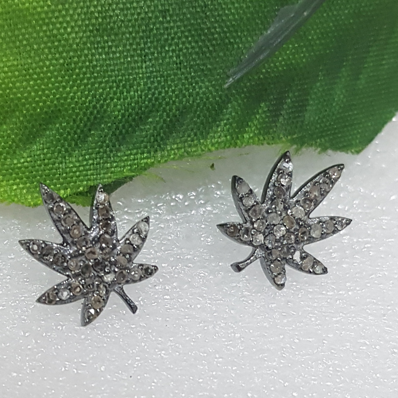 Glorious Designer Leaf Stud