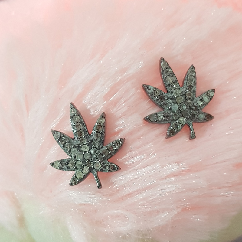 Glorious Designer Leaf Stud