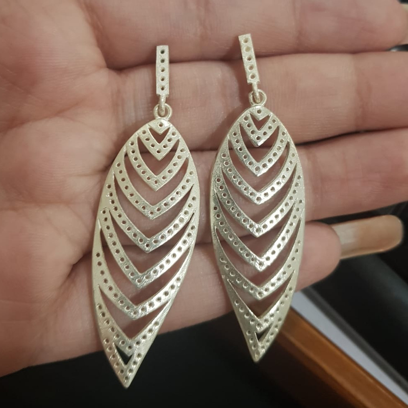 Leaf Style Handmade Designer Earrings