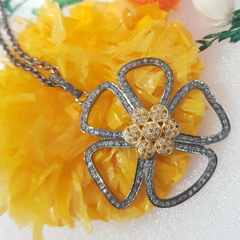 Gorgeous Handmade Flower Designer Pave Diamond Beautiful Pendent