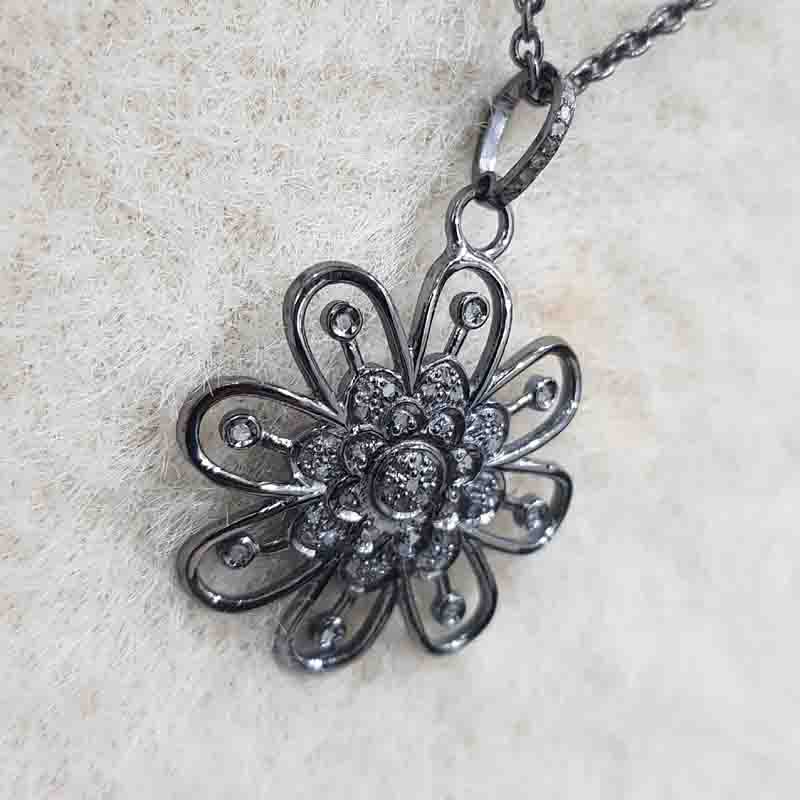 Black Beautiful Flower Style Pendent