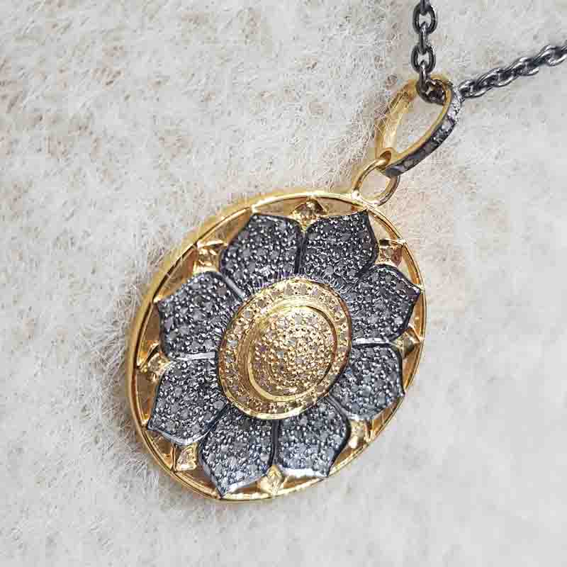 Yellow And Black Beautiful Flower Designed Pendent