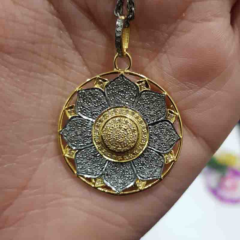 Yellow And Black Beautiful Flower Designed Pendent