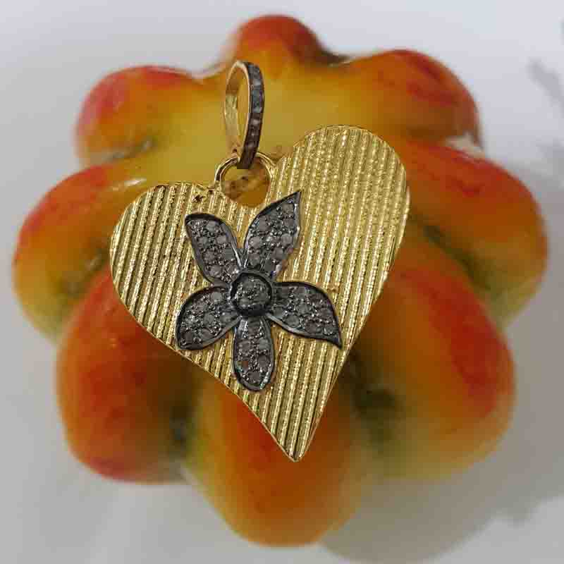 Beautiful Heart Pendent With Pave Diamond Flower Pendent