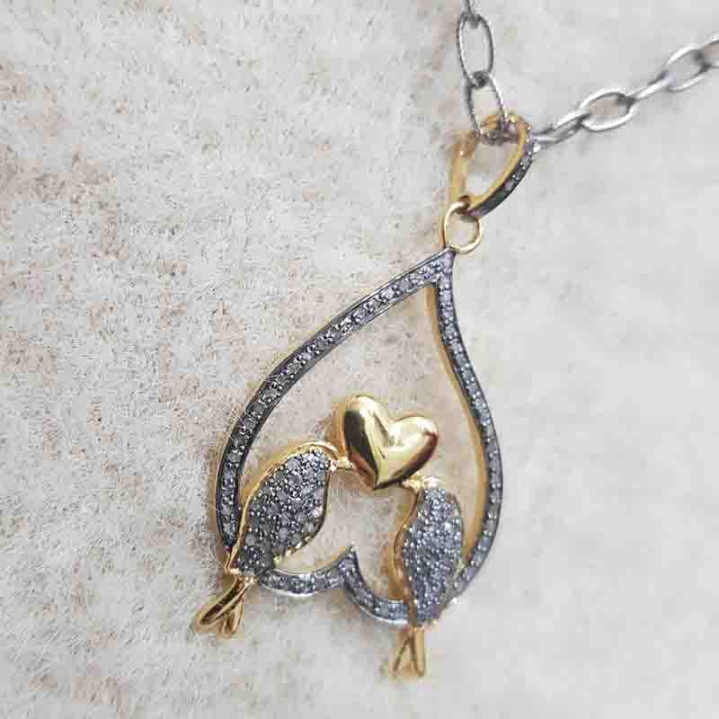 Beautifully Designed Love Bird Pendent