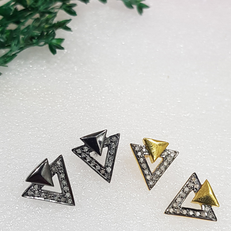 Stunning Arrowhead Designer Stud