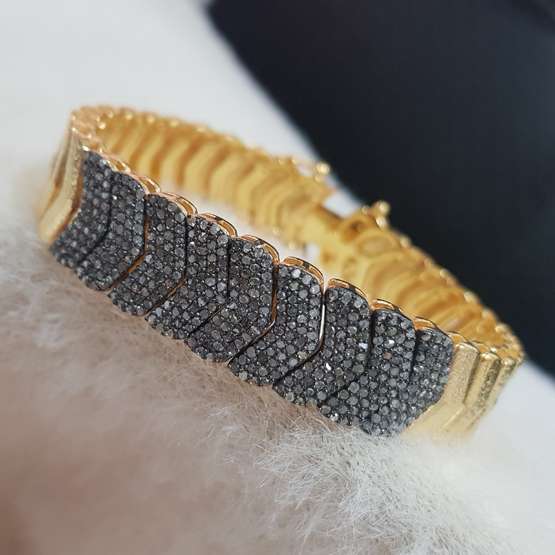 Gorgeous Looking Fancy Designer Pave Diamond Yellow And Black Bracelet