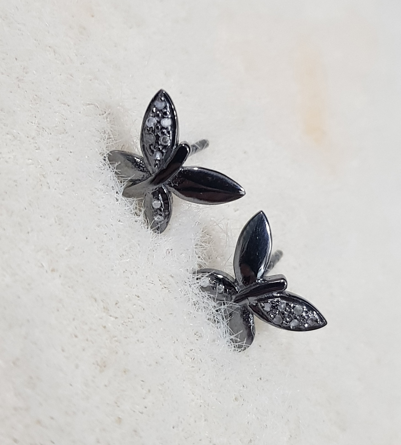 Glorious Butterfly Stud With Pave Diamond layers