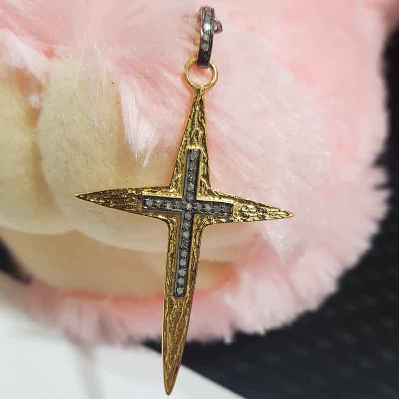 Stylish Cross Pendent With pave Diamond layers