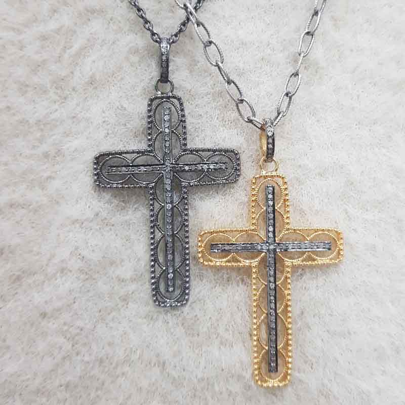 Attractive Pave Diamond Handmade Designer Cross Pendent