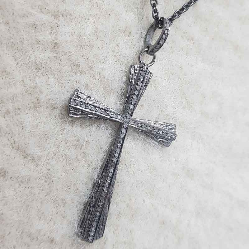 Beautifully Designed Cross Pendant 925 Sterling Silver Pave Diamond