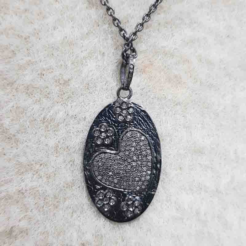 Beautiful Oval Shaped With Pave Heart And Flower Pendent