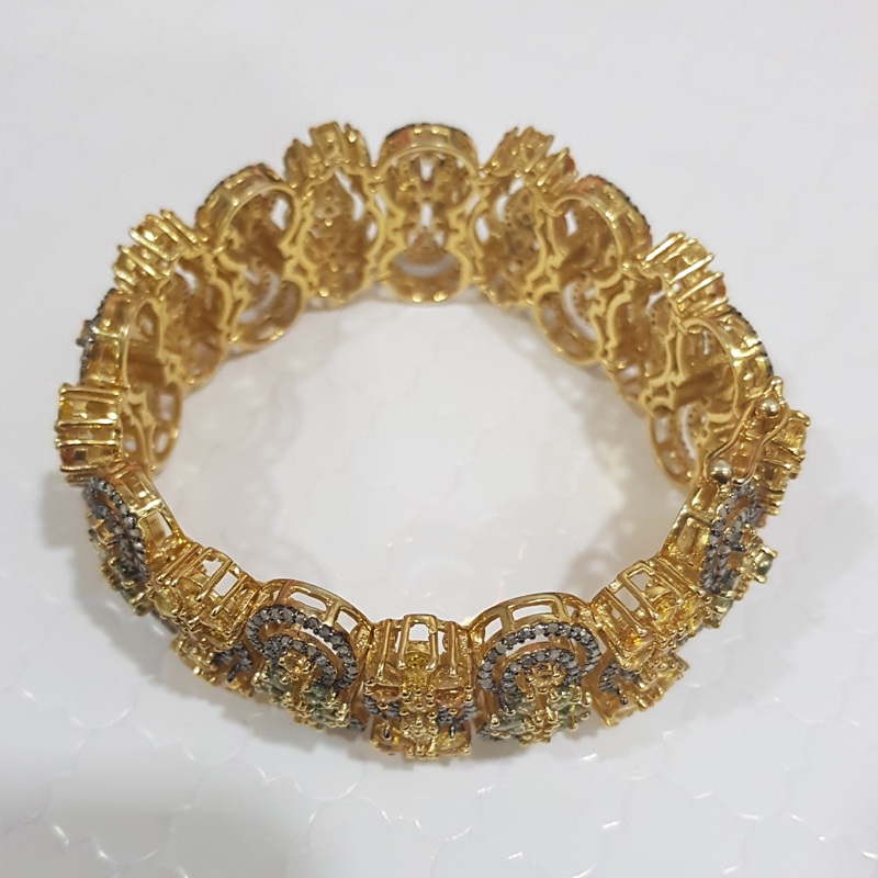 Stunning Handmade Designer Pave Diamond With Yellow And Green Sapphire Bracelet