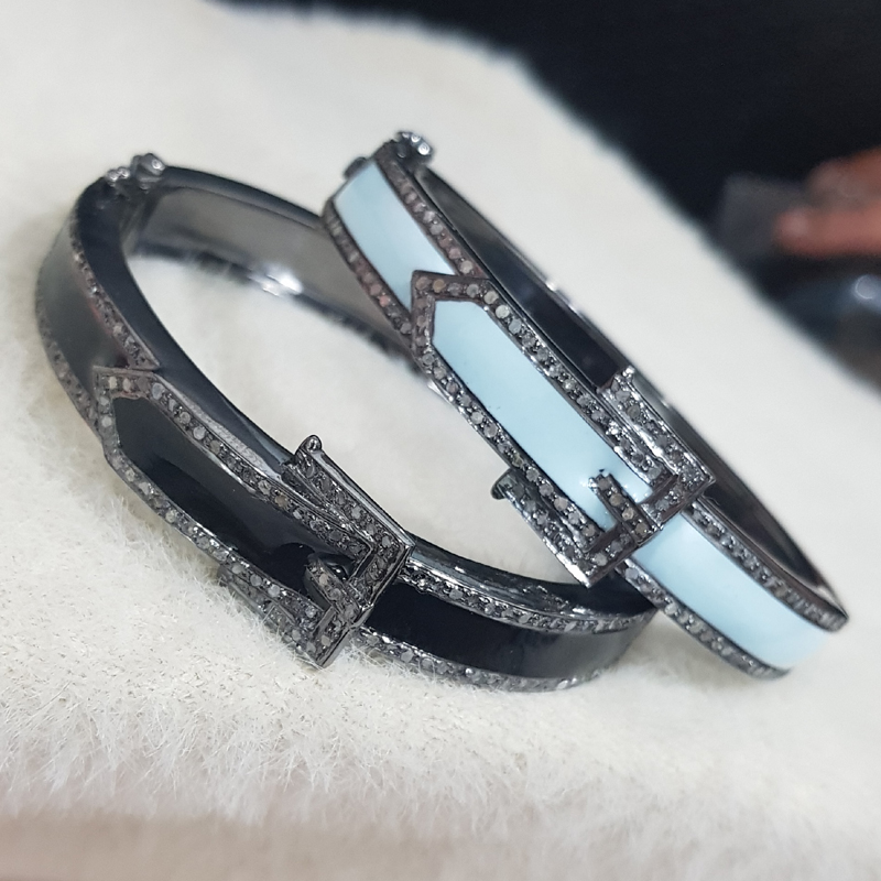 Turquoise And Black Enamel Belt Designer Gorgeous Looking Bracelet