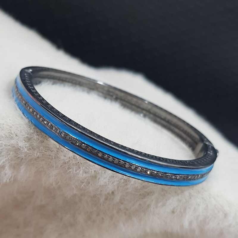 Turquoise Enamel Gorgeous One Line Natural Pave Diamond Bangle