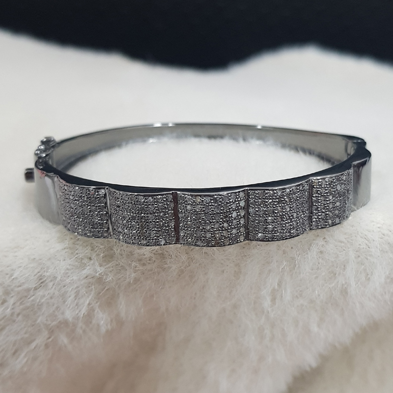 Sterling Silver Lady Bracelet With Pave Diamond Layers