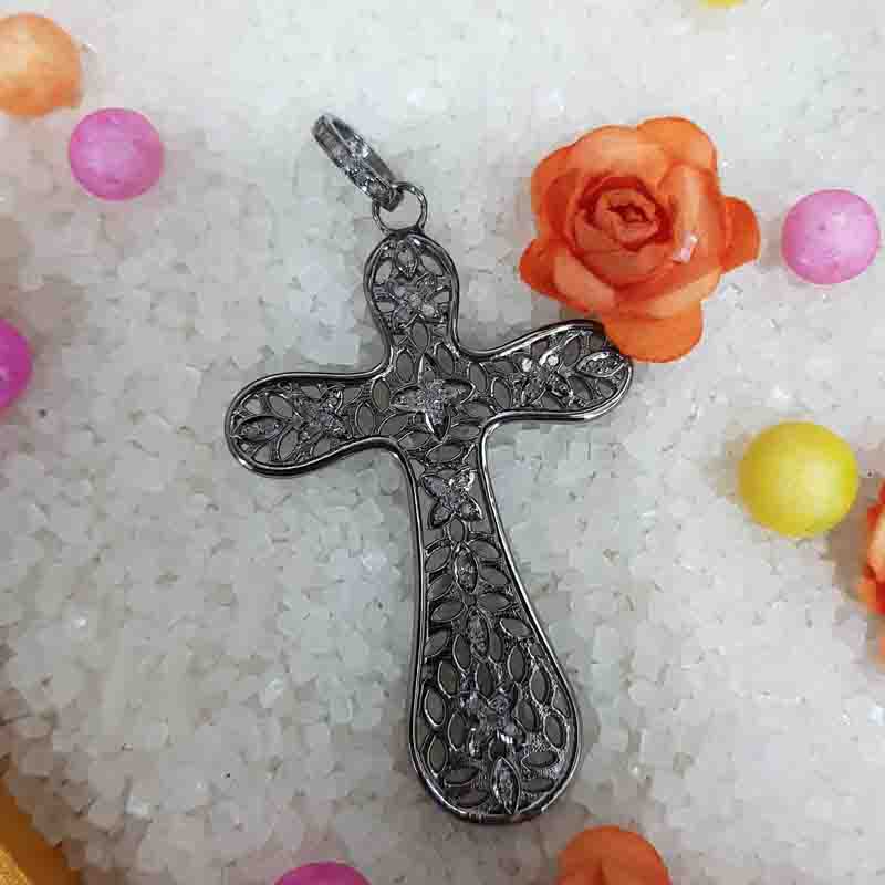 Glamorous Pave Diamond Cross Designed Pendent