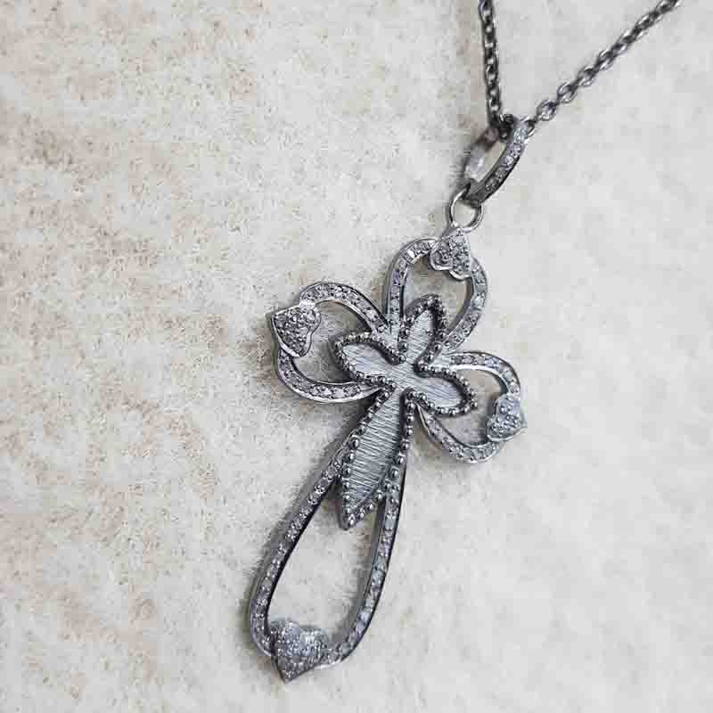 Attractive Pave Diamond Handmade Designer Cross style Pendent