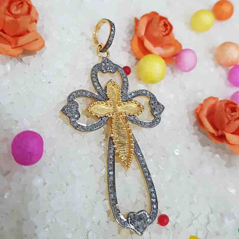 Attractive Pave Diamond Handmade Designer Cross style Pendent