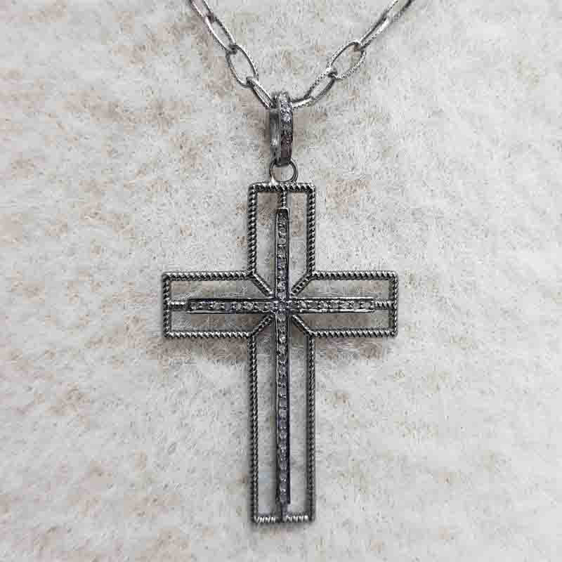 Pave Diamond Beautifully Designed Cross Style Pendent