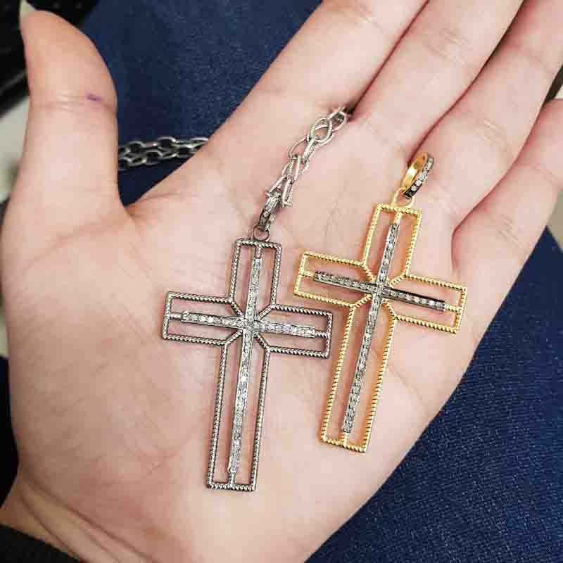 Pave Diamond Beautifully Designed Cross Style Pendent