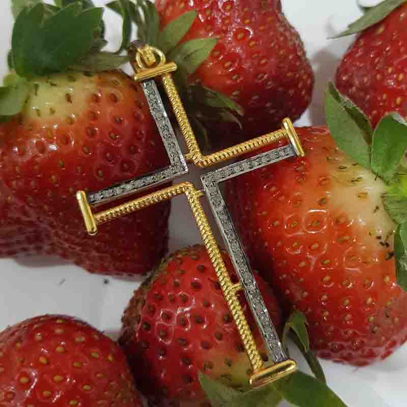 Glamorous Fancy Designer Cross Pendent