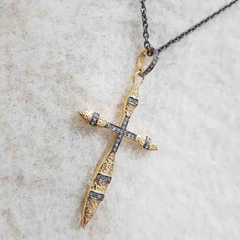 Yellow And Black Beautiful pave Diamond Shiny Cross pendent