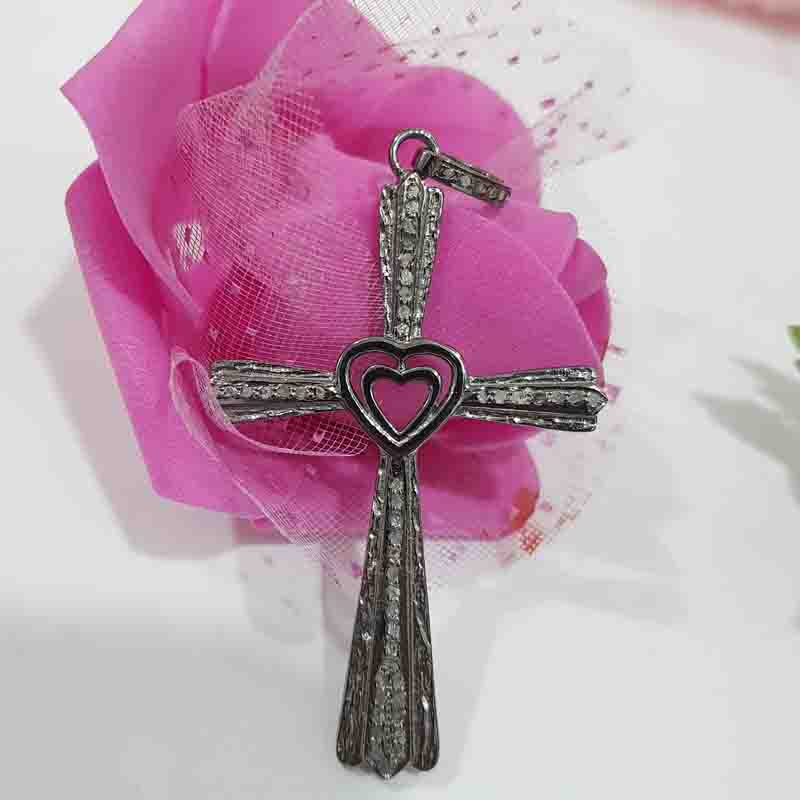 Gorgeous Designer Cross Style Pendent With Little Center Heart