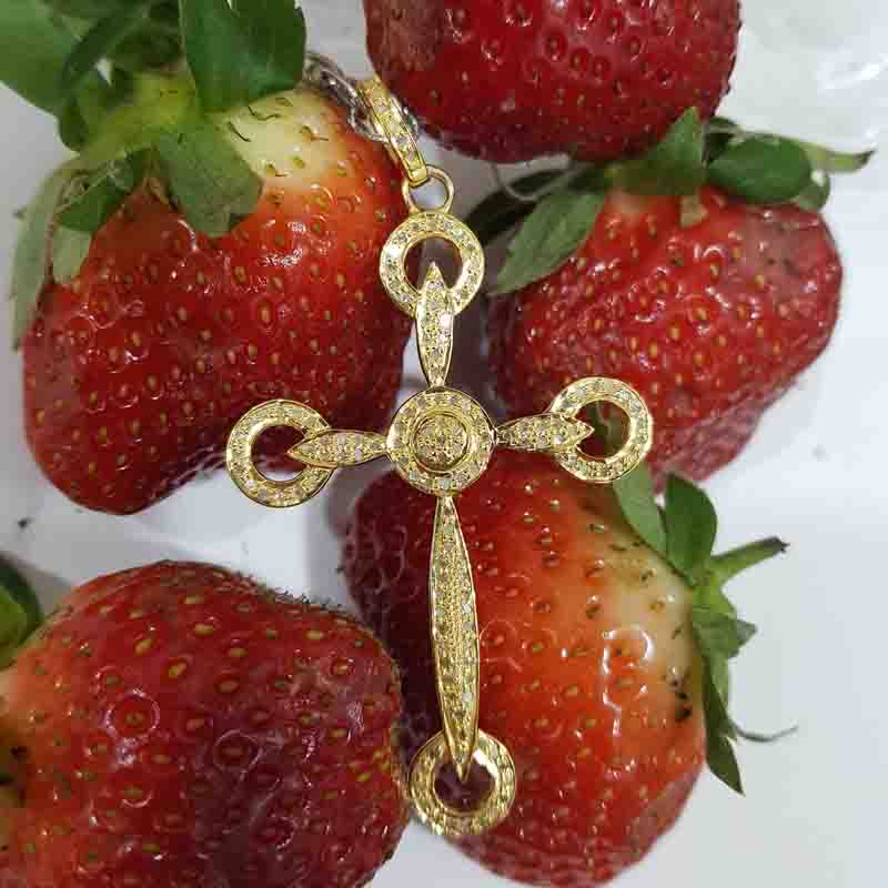 Attractive Pave Diamond Handmade CROSS Designer Pendent