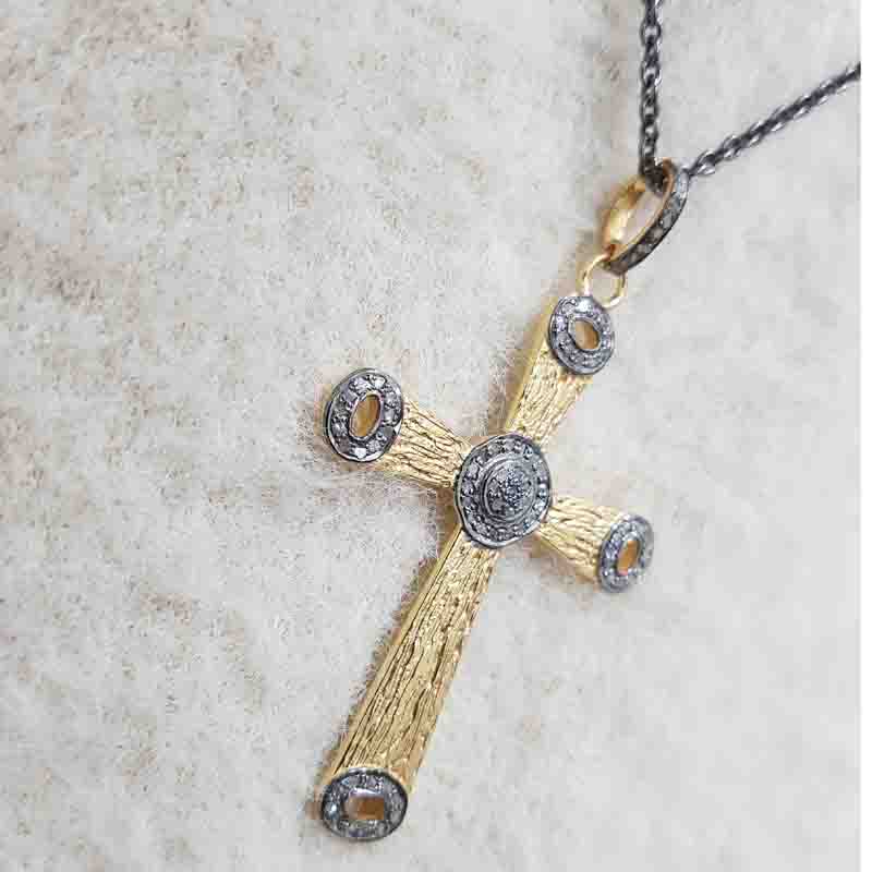 Glamorous Cross Designer pave Diamond Pendent