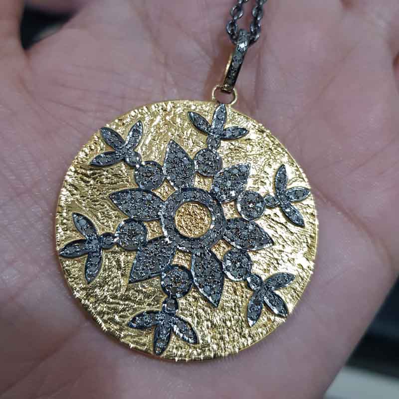 Antique Finish Designer Round Disk Pendent