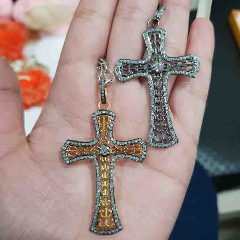 925 Sterling Silver Cross Designed Pendent