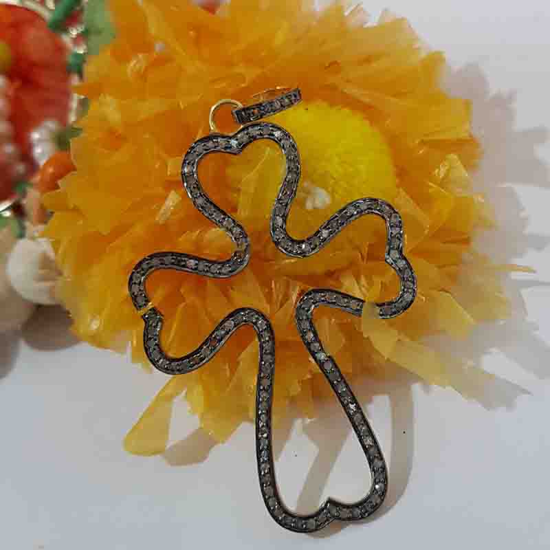 Flower Style Cross Designer Pendent