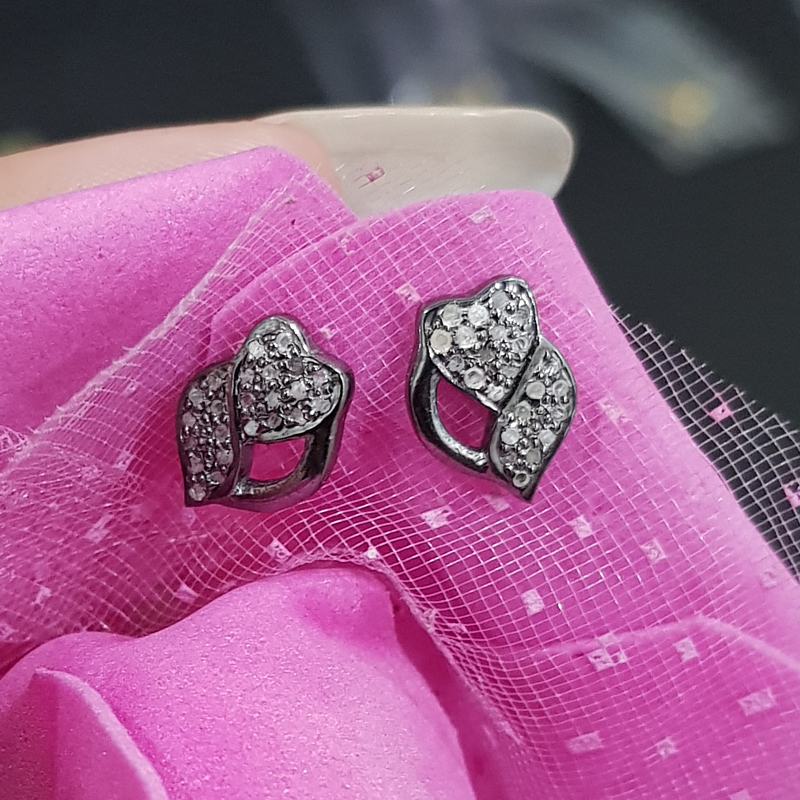 Fancy Heart Style Pave Diamond Handmade Designer Stud/Earrings