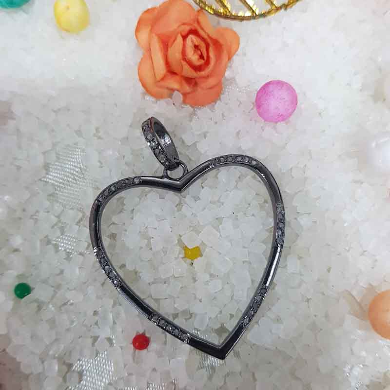 925 Sterling Silver  Black And Yellow Charming Heart Pendent