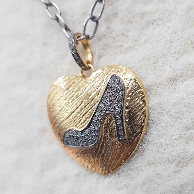 Elegant Sandal in Beautiful Heart Design Sterling Silver Pendent