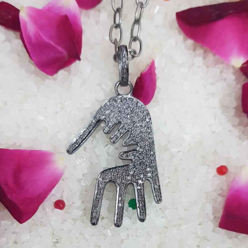 Black Beautiful Designer Hamsa Hand Pendent