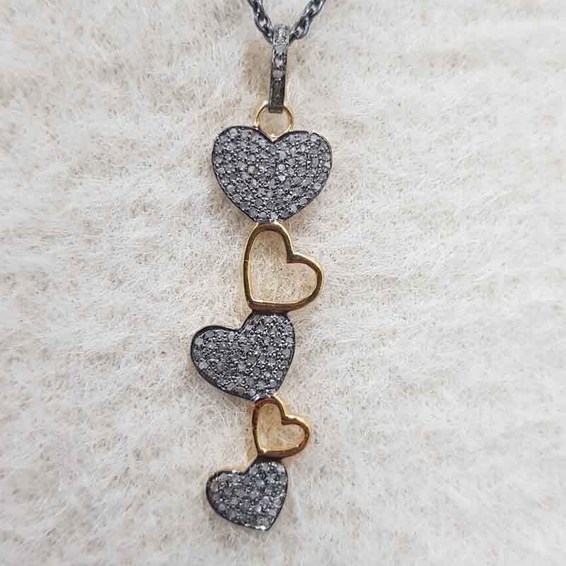 Good Looking Handmade Designer Heart Style Pendent