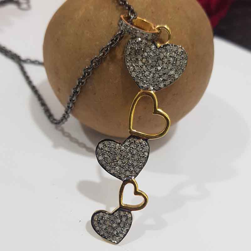 Good Looking Handmade Designer Heart Style Pendent