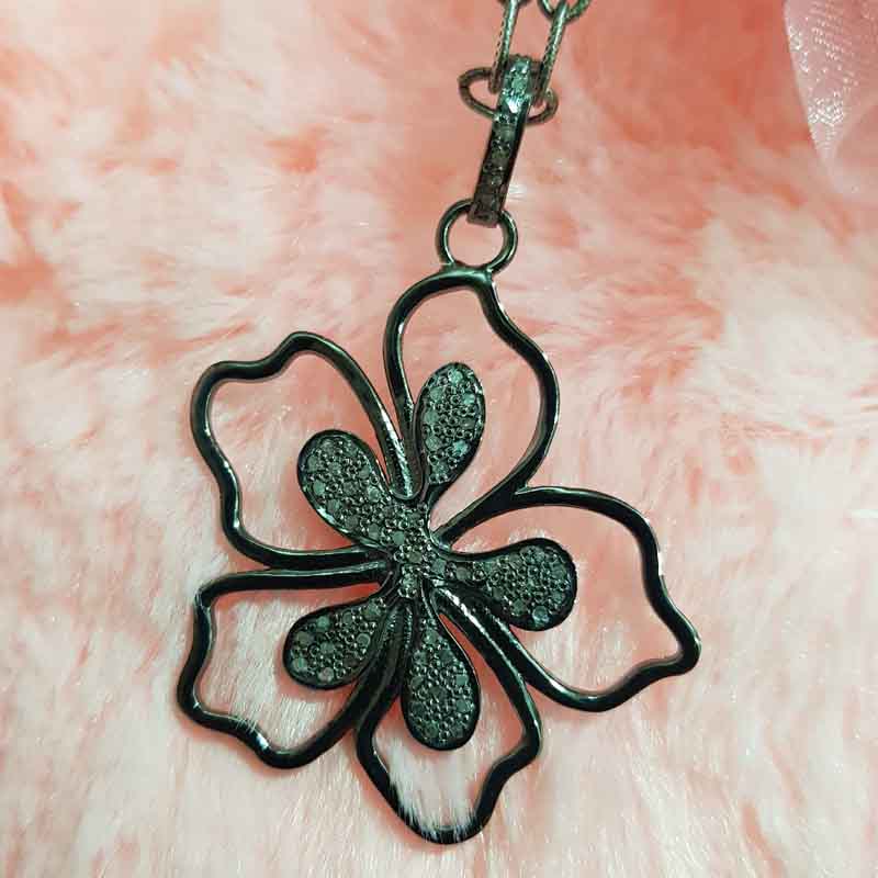 Natural Pave Diamond Gorgeous Flower Pendent