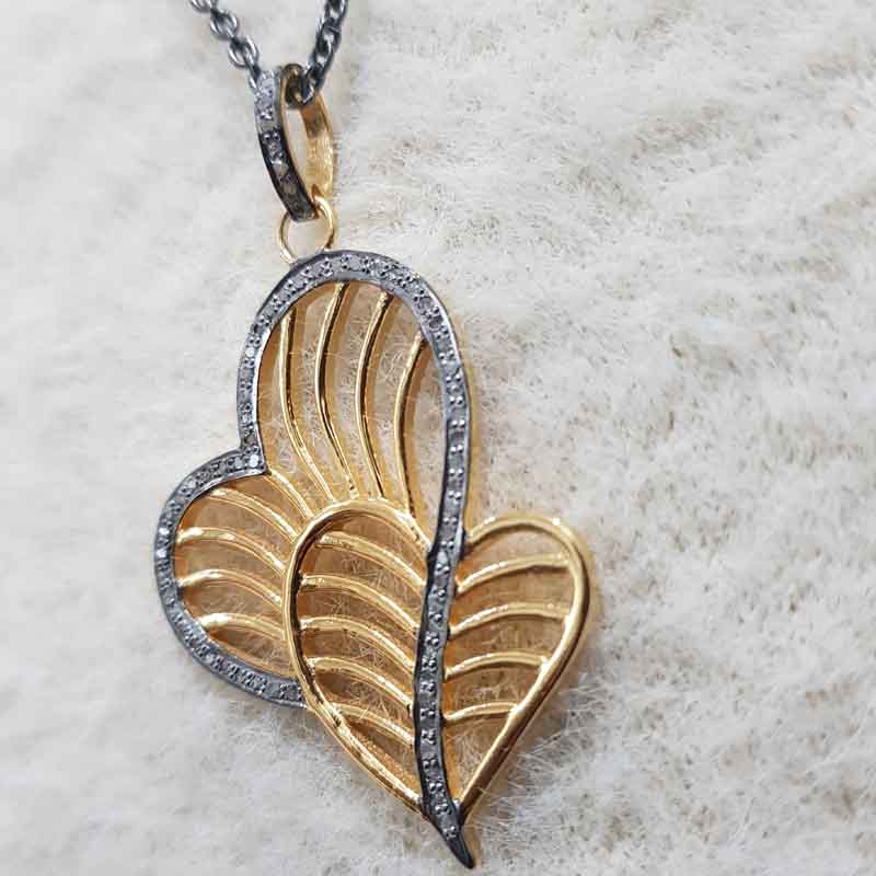 Gorgeous Fancy Heart Designer pendent