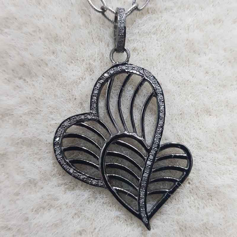 Gorgeous Fancy Heart Designer pendent