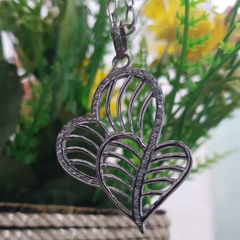 Gorgeous Fancy Heart Designer pendent