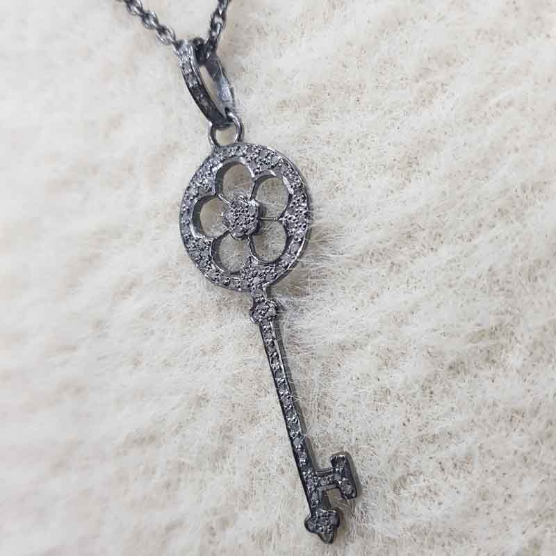 Beautiful Flower Style Key Pendent