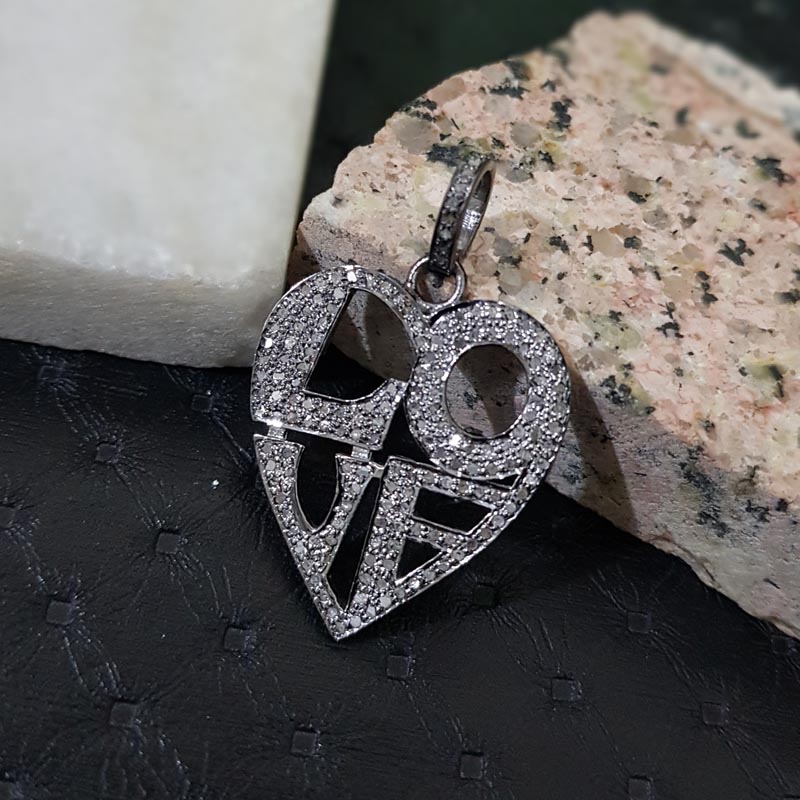 Attractive Designer Handmade Beautiful Heart Pendent With Pave Diamond