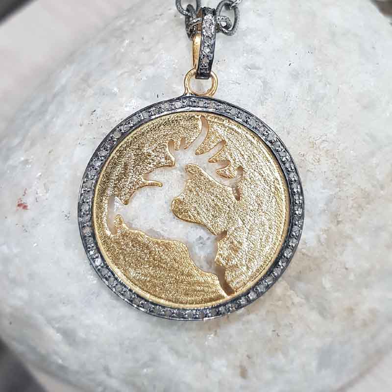 Handmade Designer Deer In Round Coin Jewelry Pendent